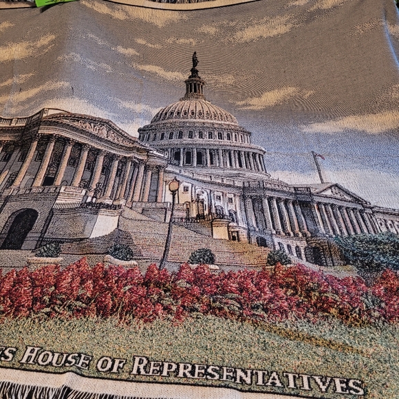 US Capital Building Tapestry Throw - Picture 4 of 14